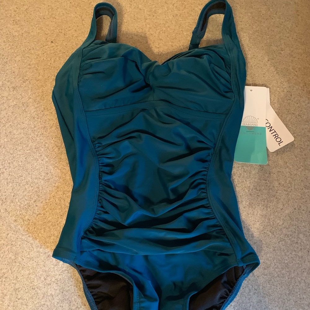 Sea and Sand Tummy Control 1-piece Swimsuit